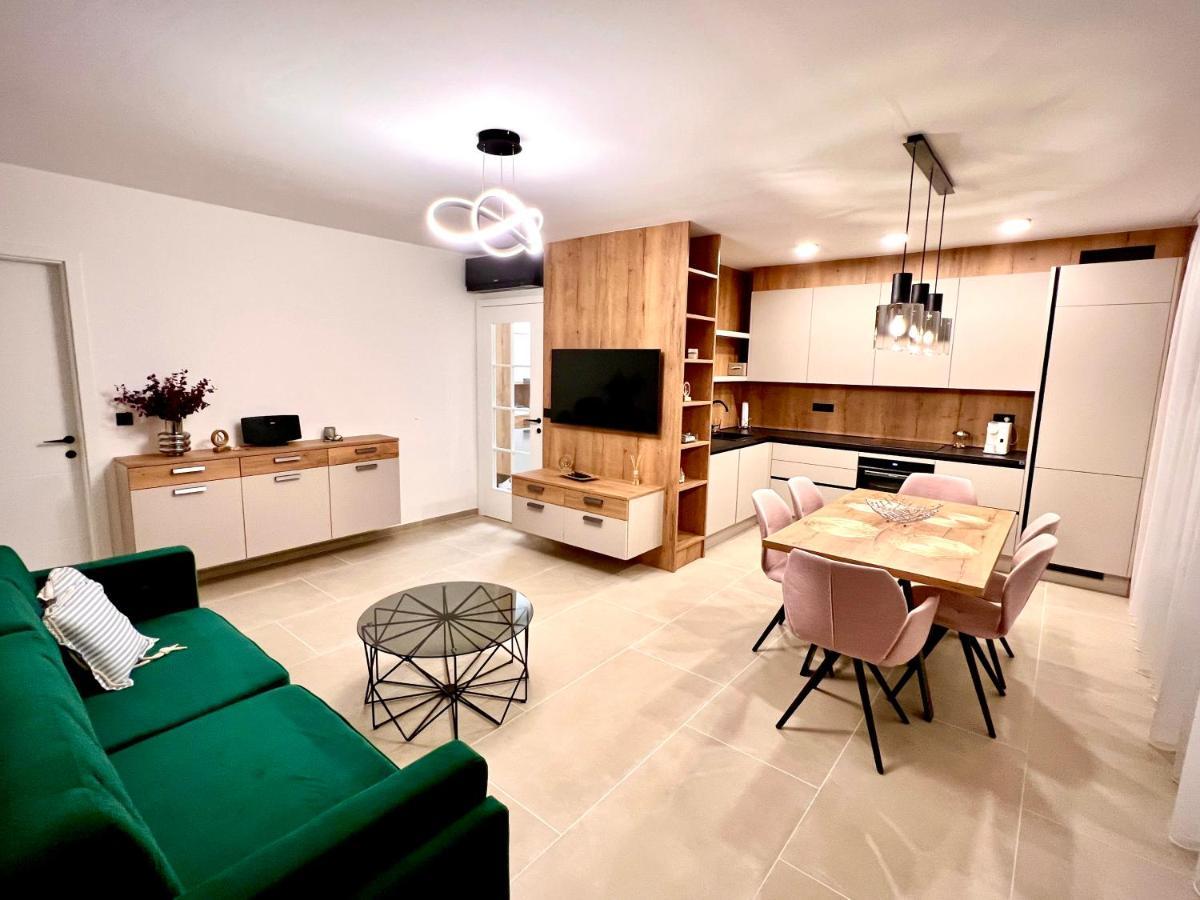 Panorama Sea View Apartment *